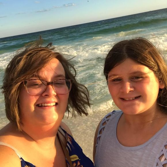 Meet your Posher, Erin - Picture 1 of 1